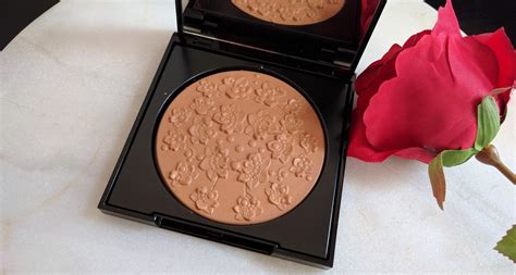 Givenchy bronzing powder